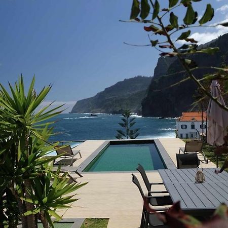 Вилла Casa Del Mar- Wonderfull Sea Views & Swimming Pool Понта-Делгада Экстерьер фото