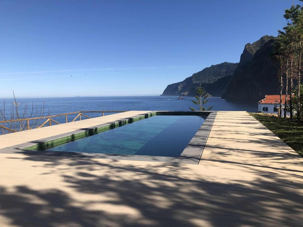 Вилла Casa Del Mar- Wonderfull Sea Views & Swimming Pool Понта-Делгада Экстерьер фото