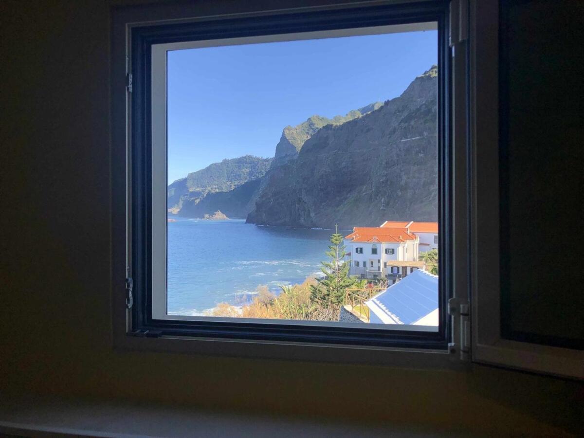 Вилла Casa Del Mar- Wonderfull Sea Views & Swimming Pool Понта-Делгада Экстерьер фото