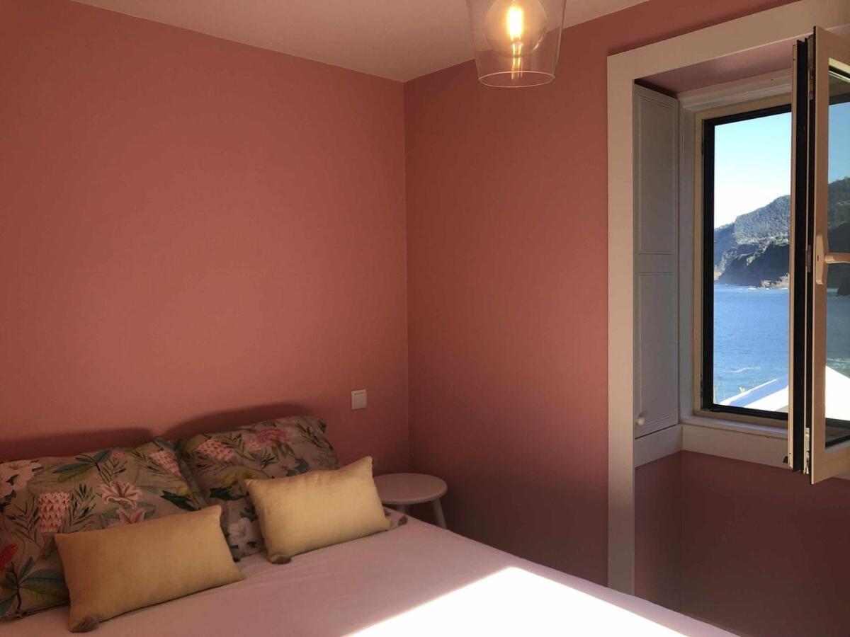 Вилла Casa Del Mar- Wonderfull Sea Views & Swimming Pool Понта-Делгада Экстерьер фото